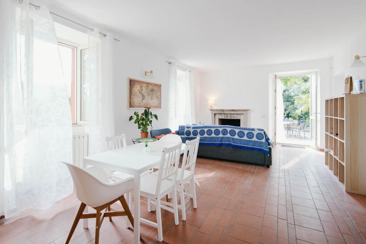 Villa Bertacchi - Inside And Out Комо Екстериор снимка
